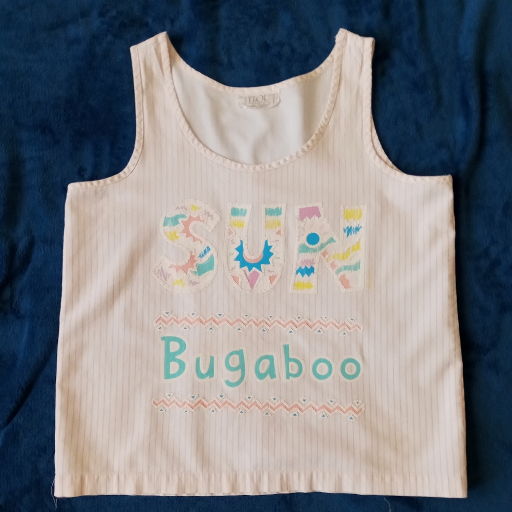 Sleeveless summer top - Picture 1 of 4
